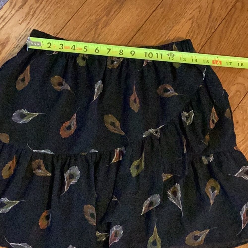 Madewell black Peacock Feather Print pull on Ruffle skirt  women’s size medium - Picture 5 of 10